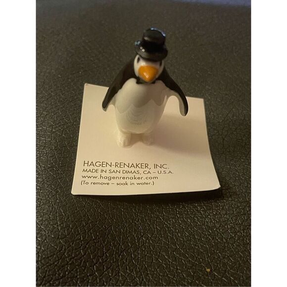 Hagen-Renaker miniature Papa Penguin figurine - Picture 6 of 7